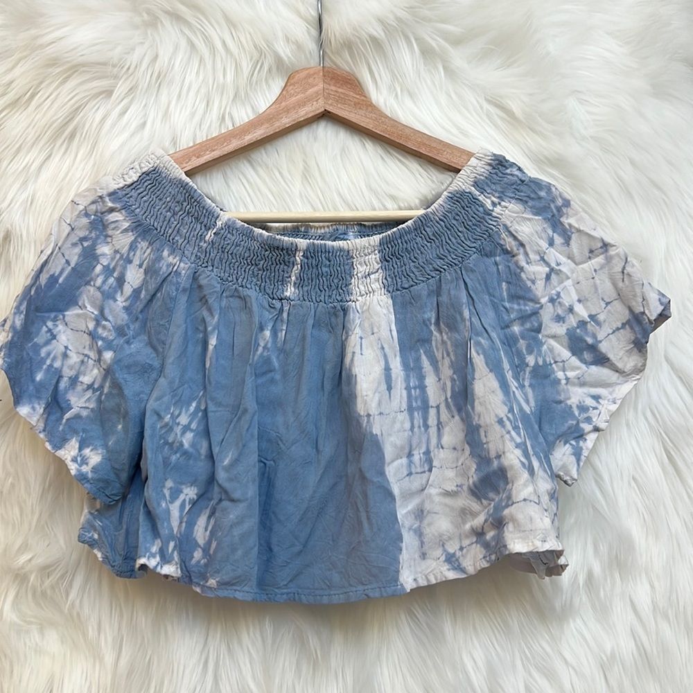 Kiwi & Punch off the shoulder blue tie dye top